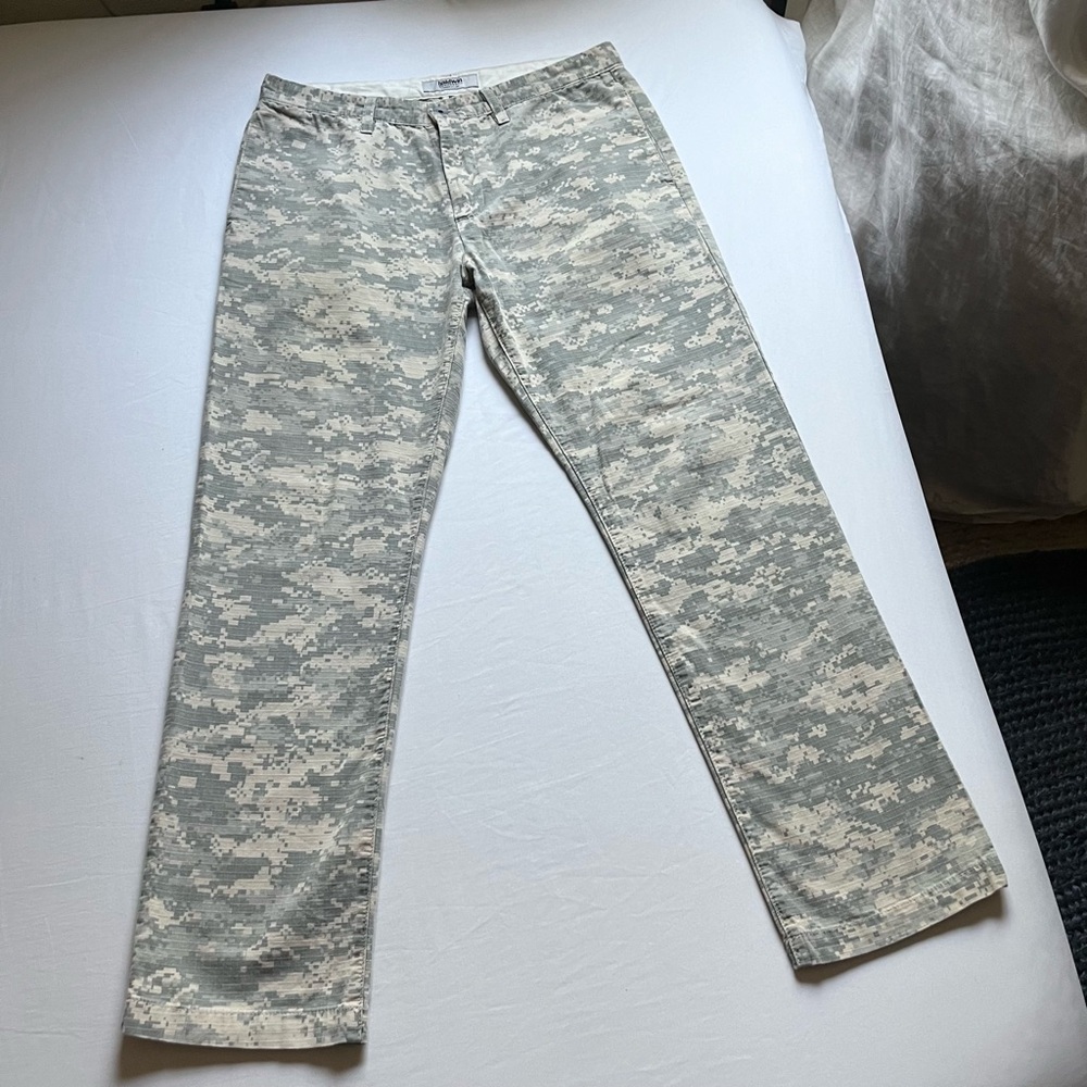 BALDWIN KANSAS CITY tan cream‎ grey digital camo camouflage straight leg pants